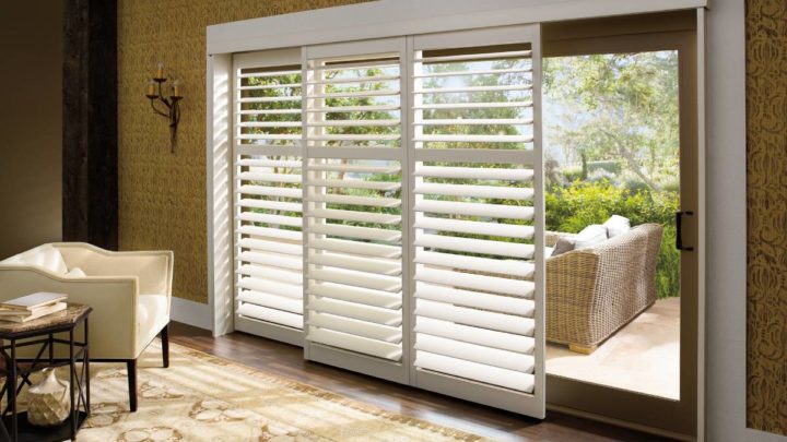 Hunter Douglas window treatments for sliding glass doors near Galena, IL